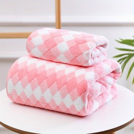 Three-color non-shedding coral fleece printed towel bath towel set absorbs water and dries hair for washing face, bathing and bathing.