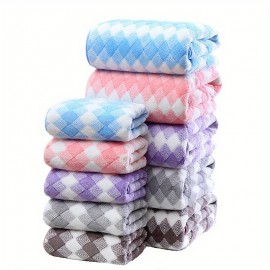 Three-color non-shedding coral fleece printed towel bath towel set absorbs water and dries hair for washing face, bathing and bathing.