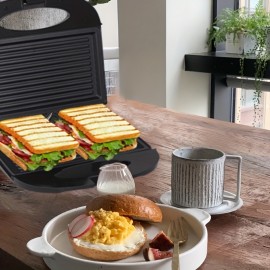 Household 650 watt sandwich toaster electric grill machine toasting toast bread breakfast electric cake Panini maker