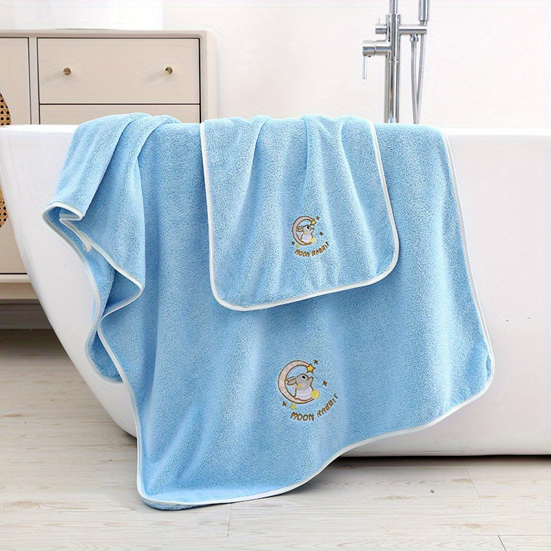 three piece set of moon rabbit bath towel coral velvet towel with hooks the fabric is soft skin friendly and not easy to lose hair details 7